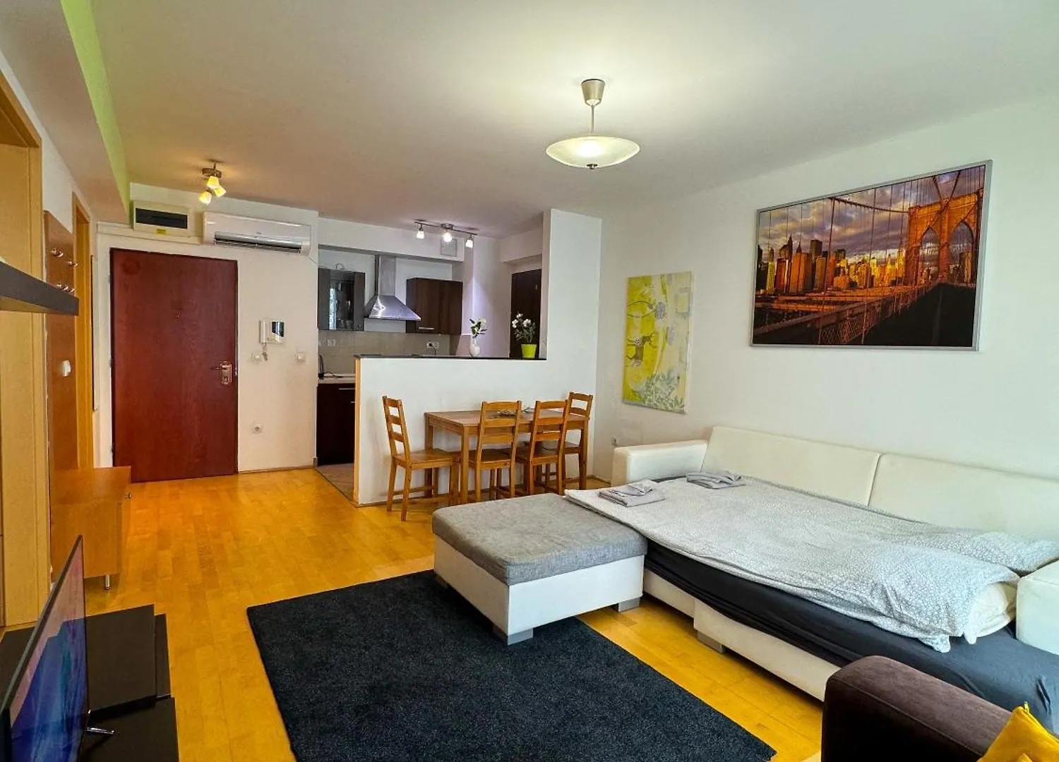 Midtown Apartments - Easy Check-In&Parking Budapest