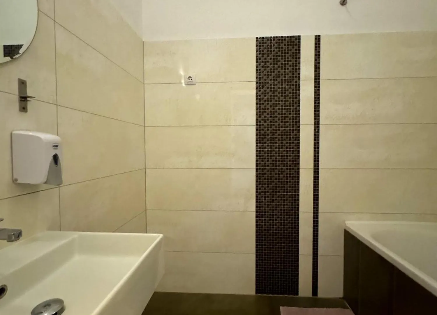 Midtown Apartments - Easy Check-In&Parking Budapeşte