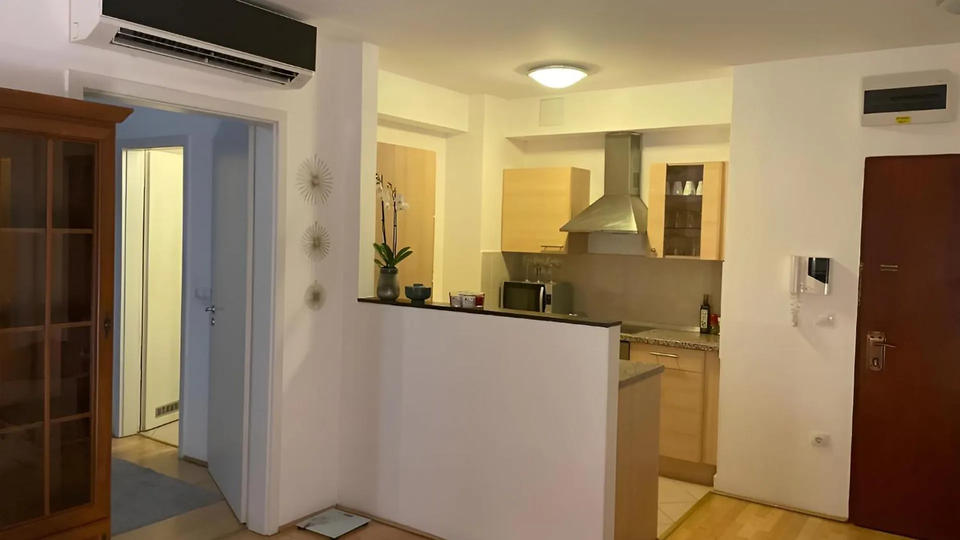 Midtown Apartments - Easy Check-In&Parking Budapeşte