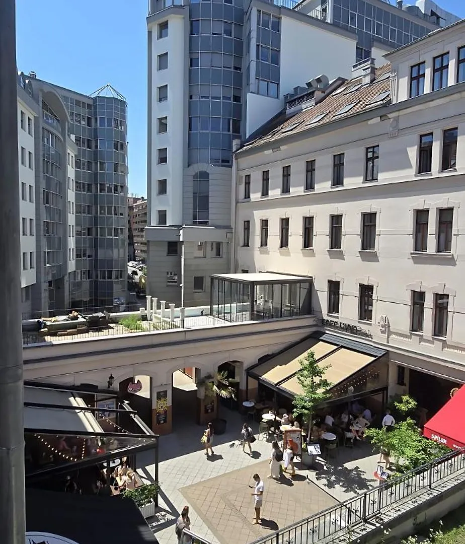 Midtown Apartments - Easy Check-In&Parking Budapeşte