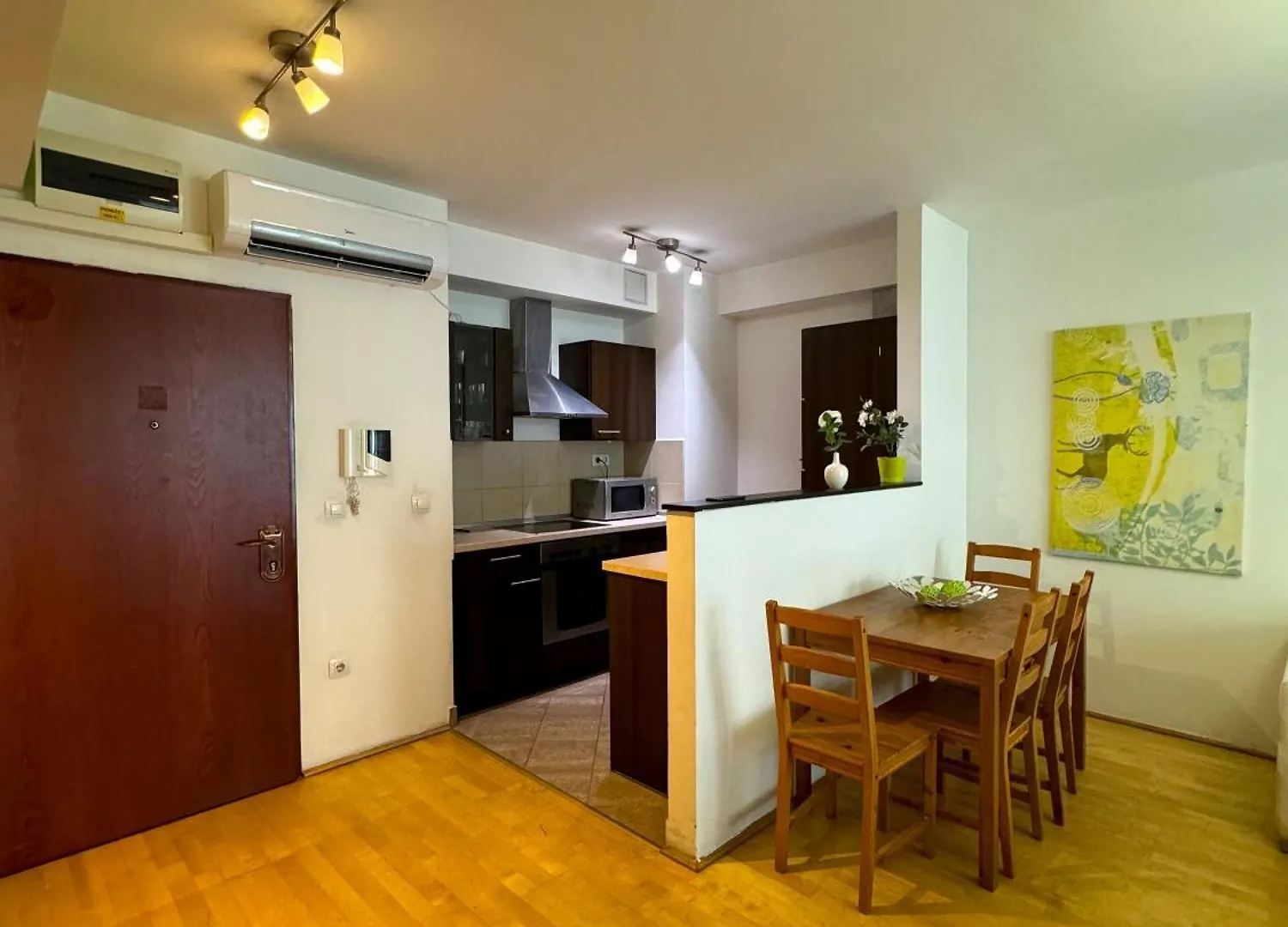 Midtown Apartments - Easy Check-In&Parking Budapest