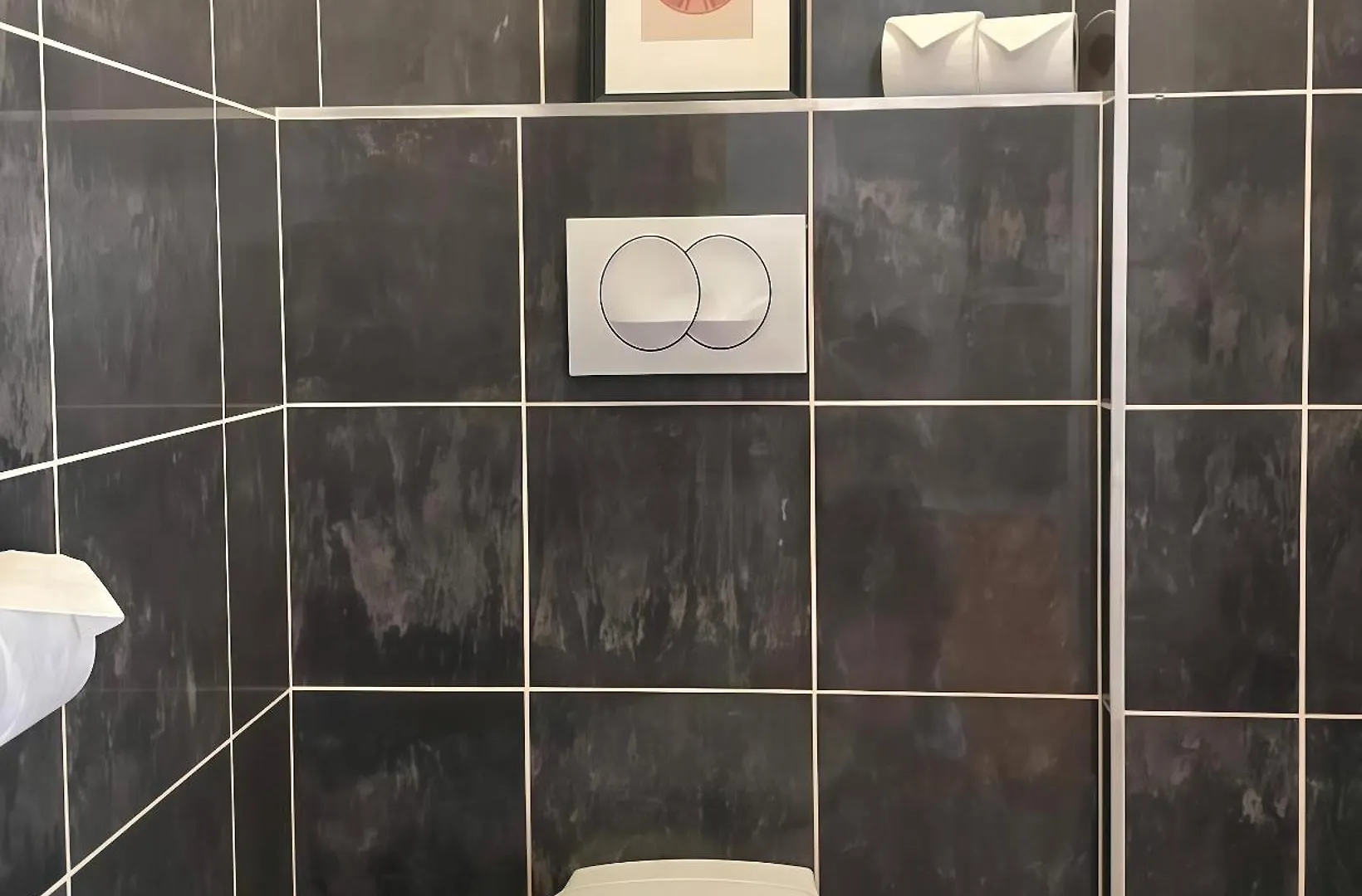 Midtown Apartments - Easy Check-In&Parking Budapest 0*,  Ungern