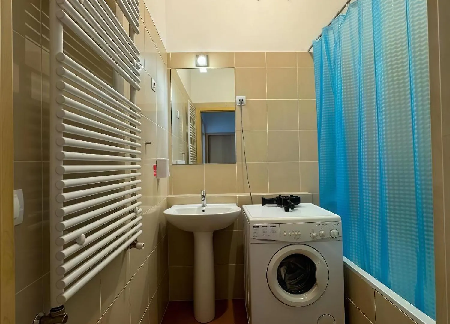 Midtown Apartments - Easy Check-In&Parking Budapest 0*,