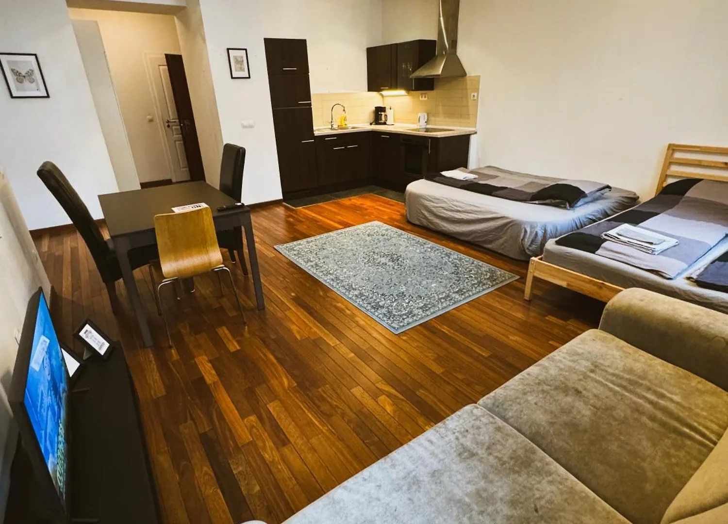 Midtown Apartments - Easy Check-In&Parking Budapest Ungern